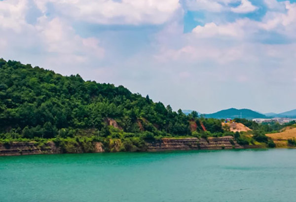 中国·银河集团(galaxy)重机山东卫视广告